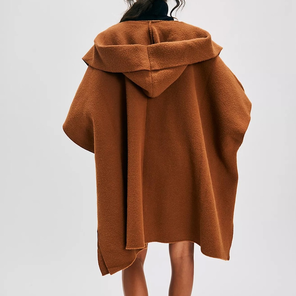Free People Cape - Tobacco Brown Color. Excellent Condition.
